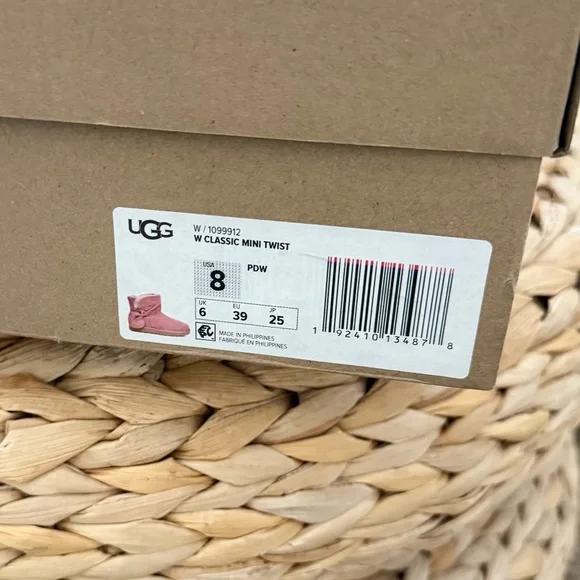 UGG Classic Mini Twist bow pink boots - Picture 6 of 6